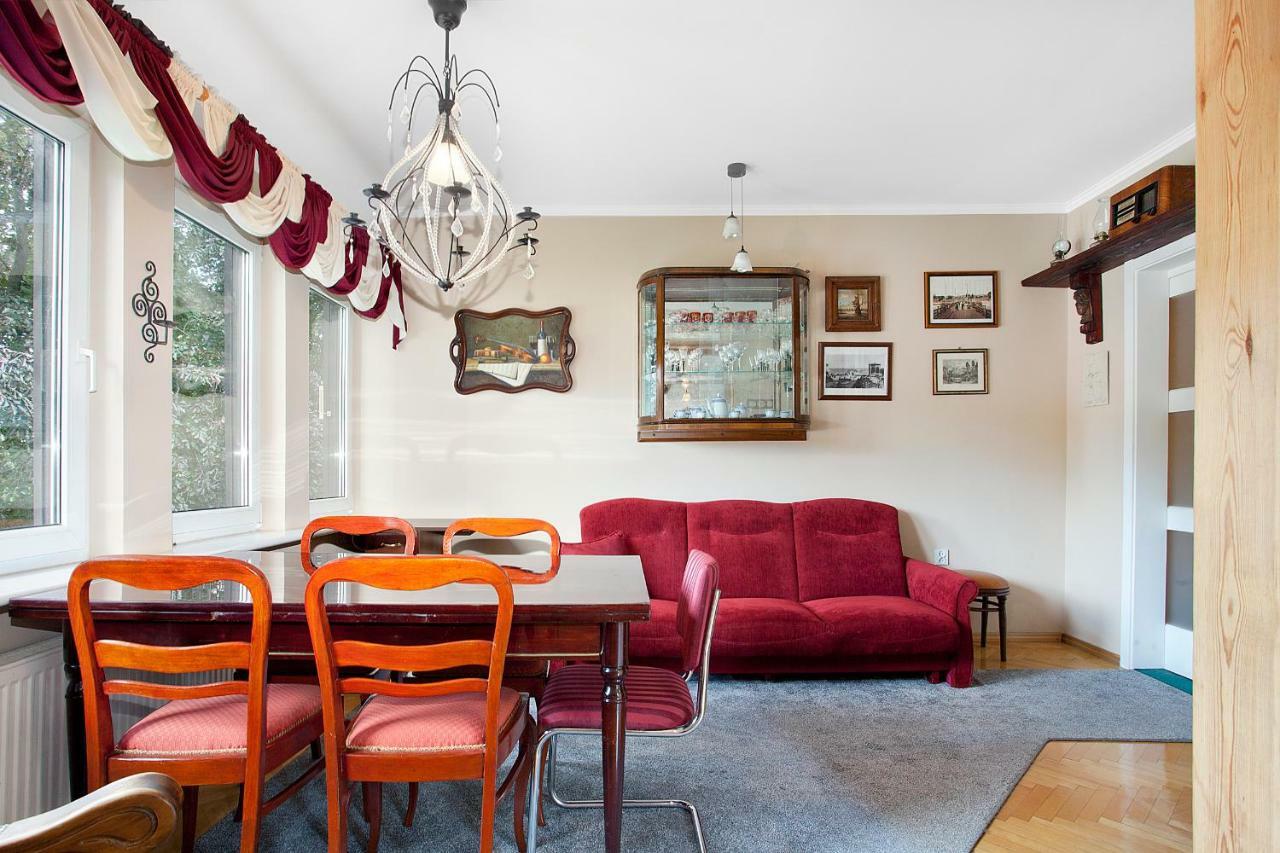 Poseidon Apartment *
